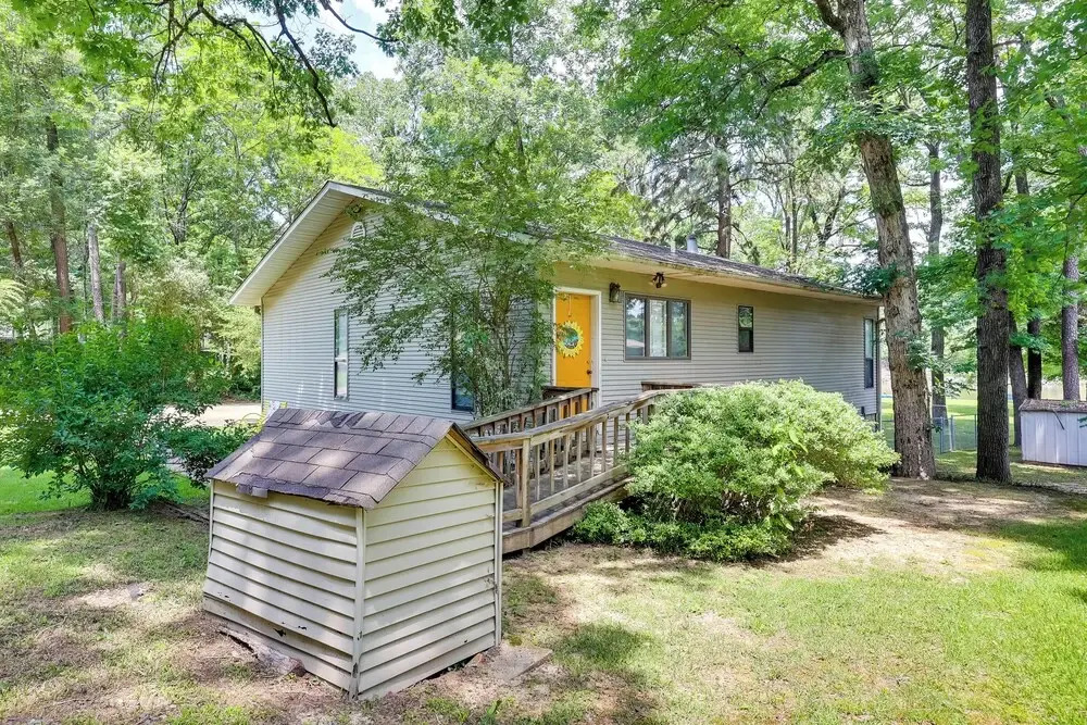 Lakefront Home w/ Kayaks & Dock in Hot Springs