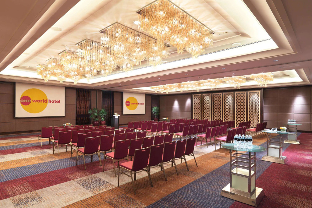 One World Hotel