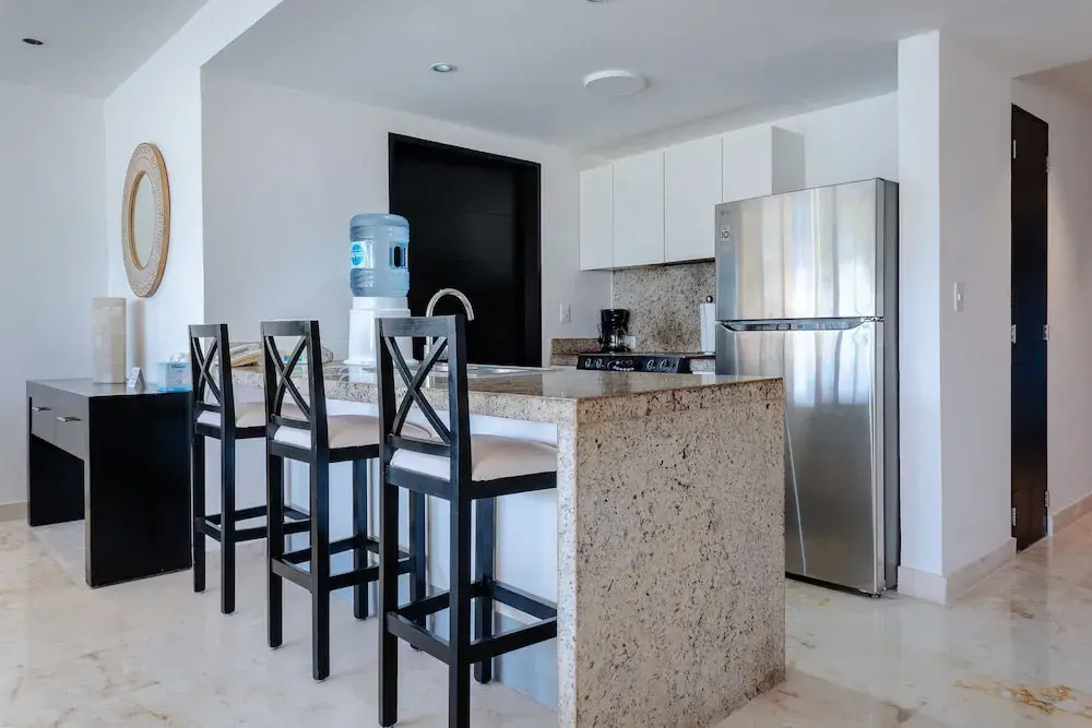Elements Penthouse 14 3 Bedroom Condo by RedAwning