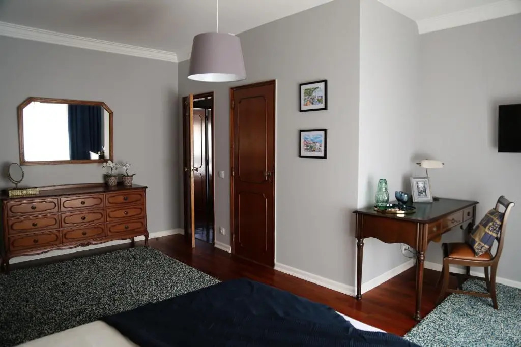 Paradise Suites