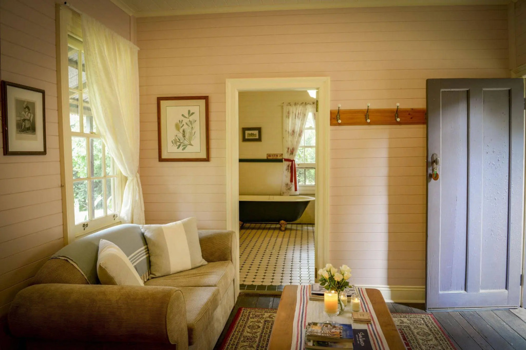 ARCADIA - The Barn Cottage & Rosehill Cottage