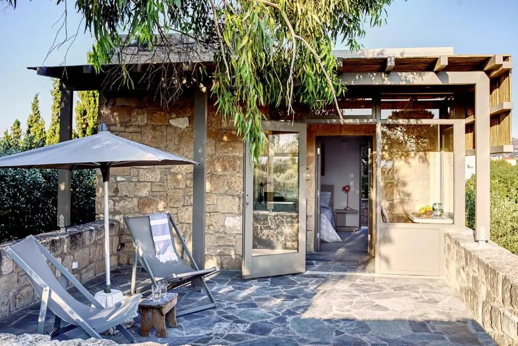 Nikolaou Art Residence