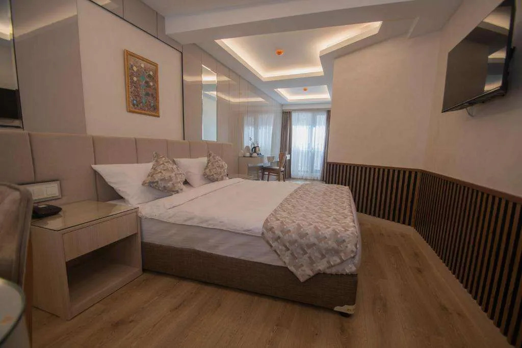 Vera Life Hotel
