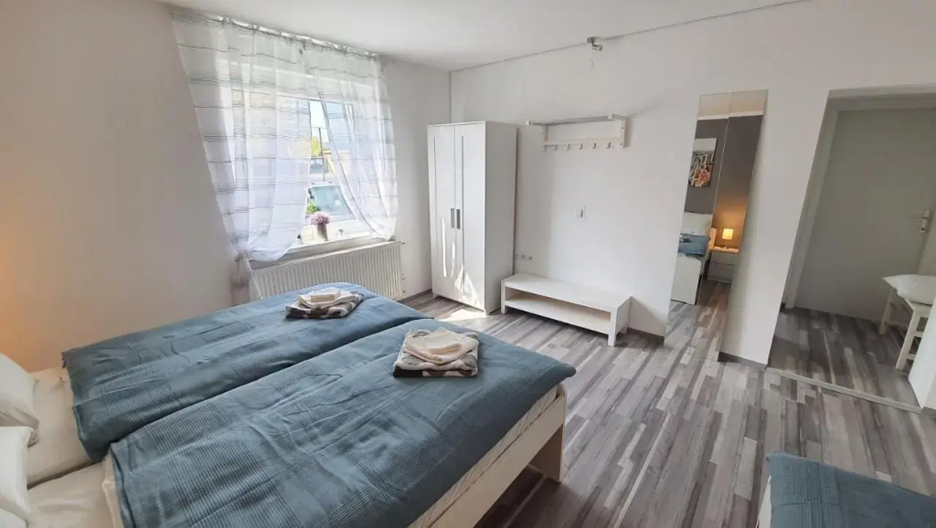 Apartma4us