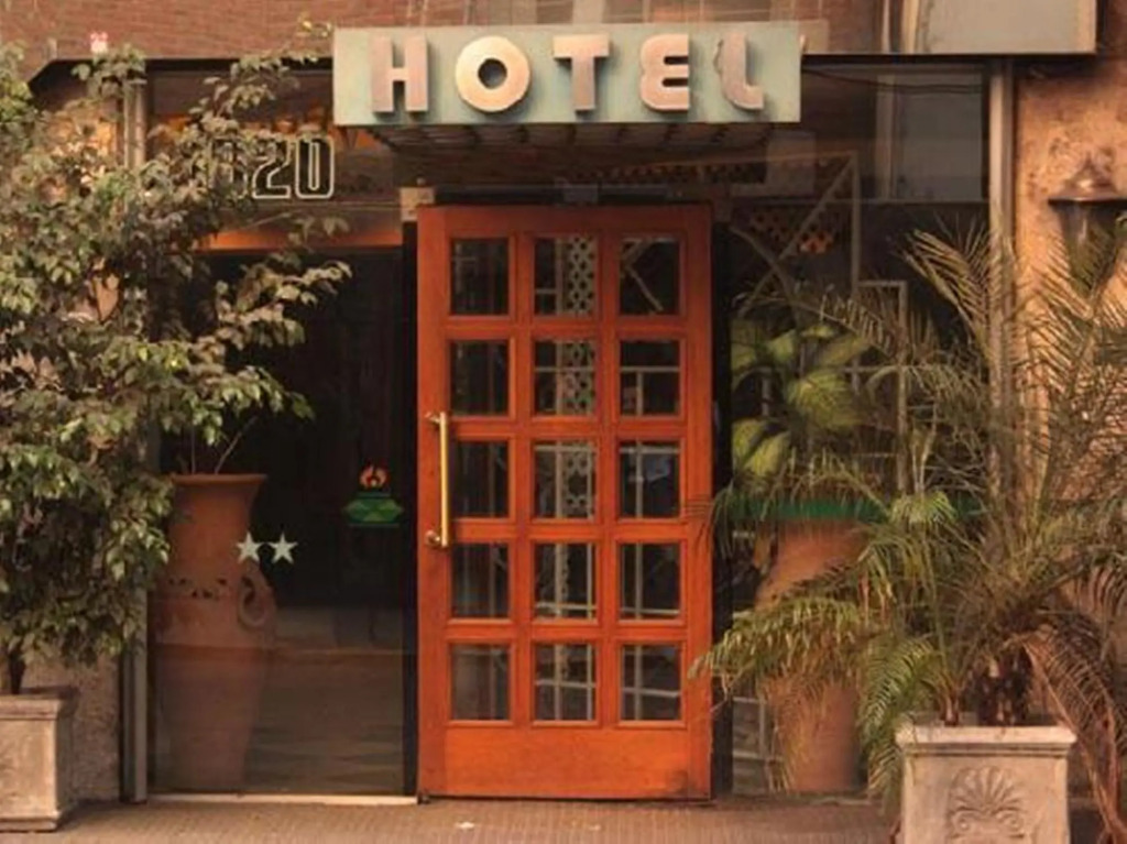 Hotel Puerto Bandera