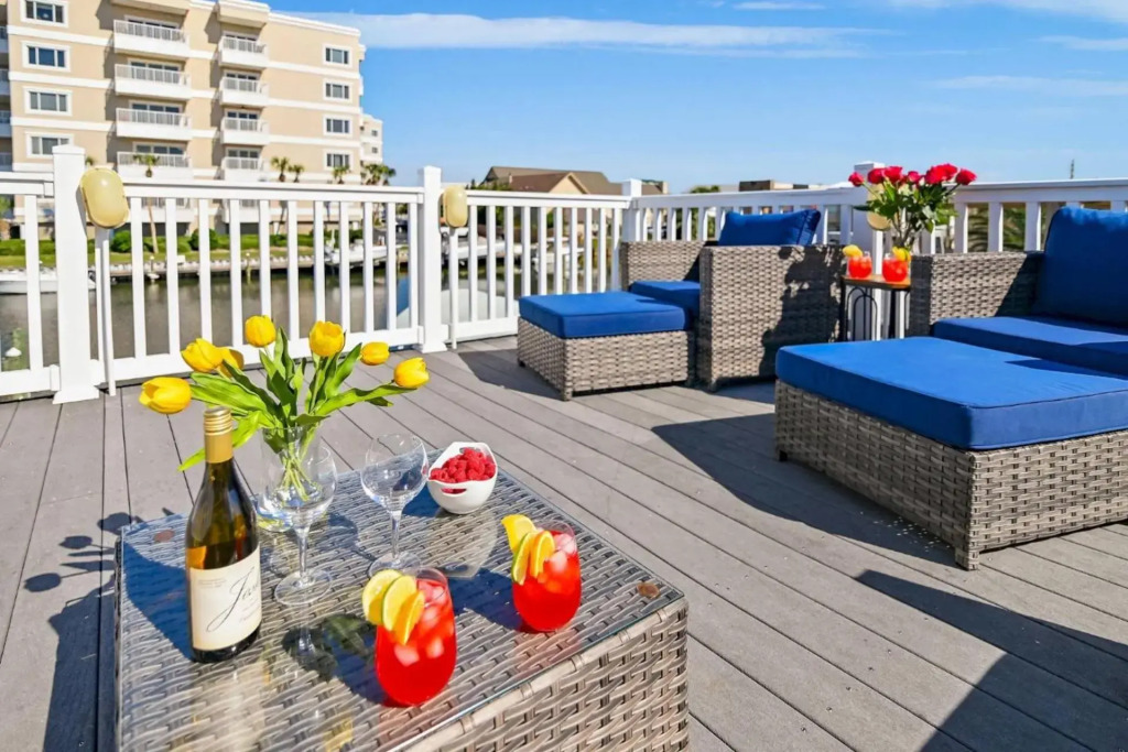 Gulf Shore Drive #4 Harbor Oasis