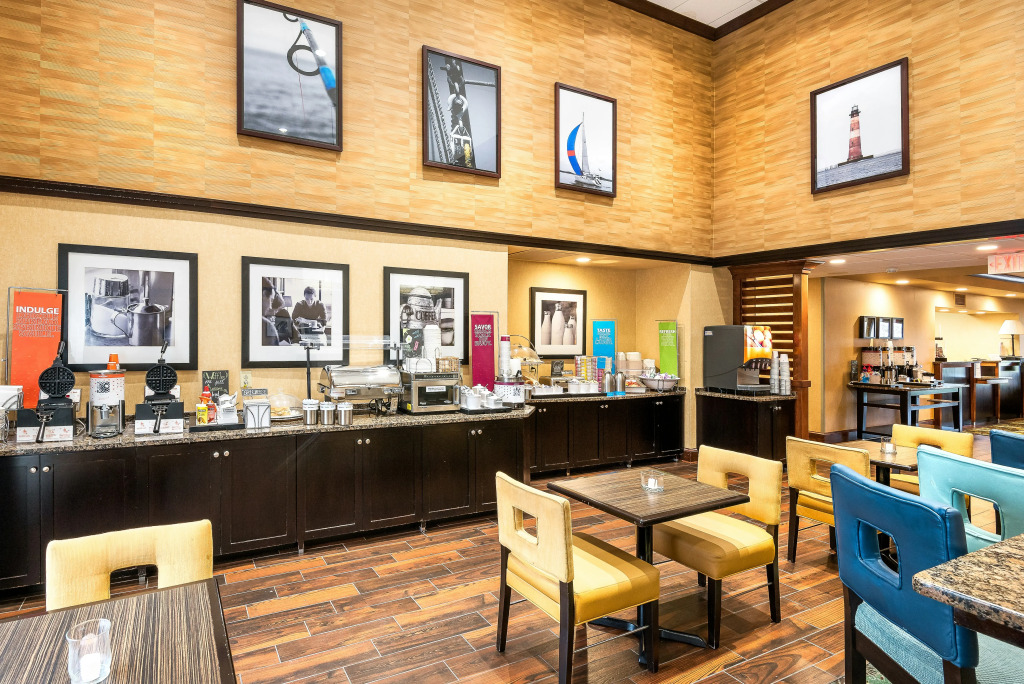 Hampton Inn & Suites Florence Center