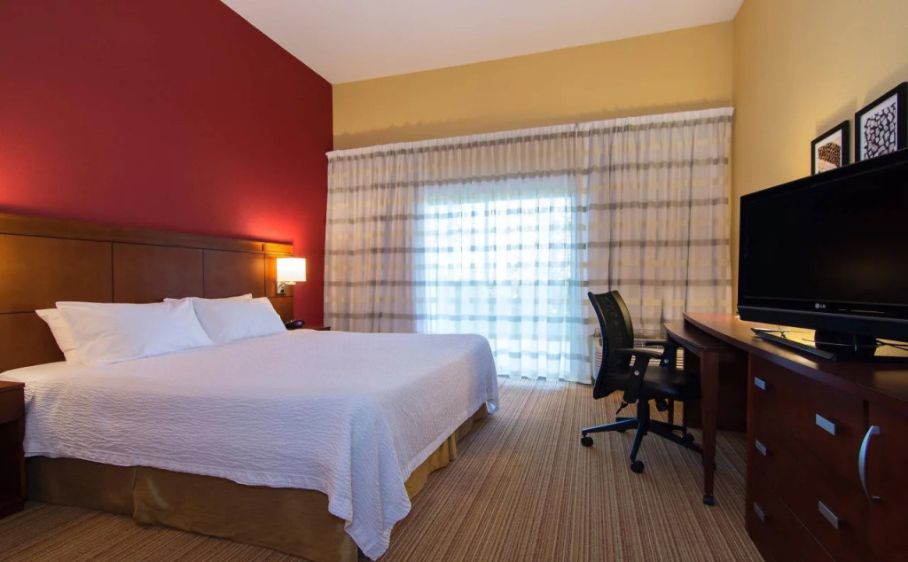 Courtyard by Marriott Charlotte Lake Norman