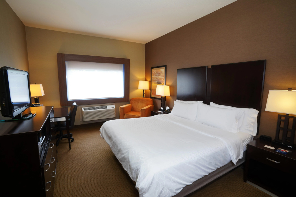 Holiday Inn Express & Suites Canyonville