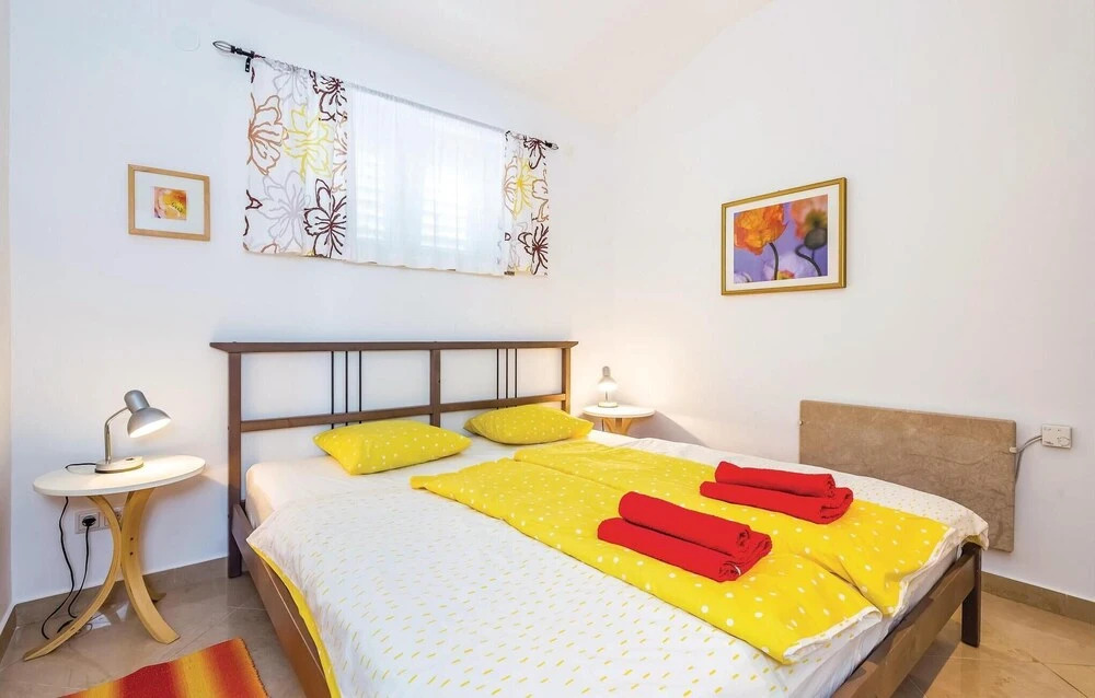 Beautiful Home in Njivice With Wifi and 3 Bedrooms