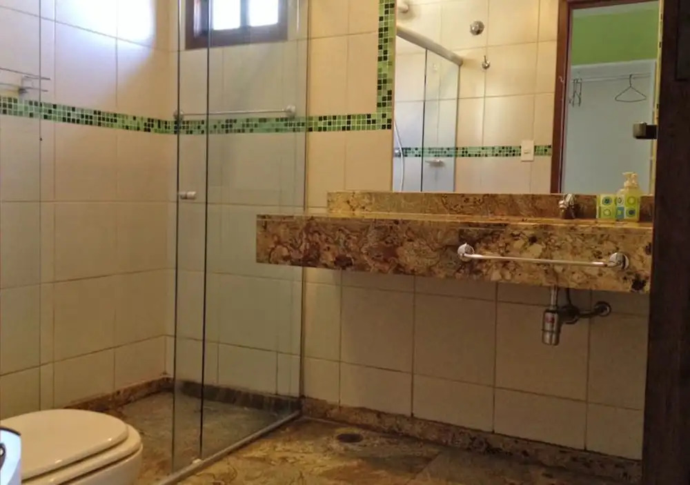 Casa na Praia de Taperapuan com piscina vista Mar