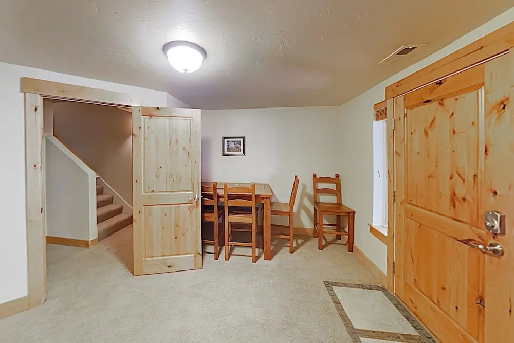 New Listing! Mountain-view Ski W/ Hot Tub 4 Bedroom Home