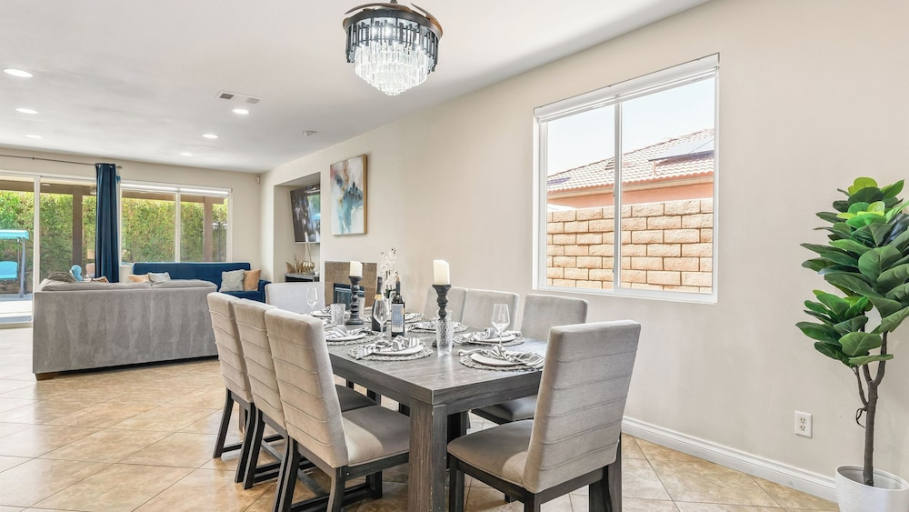 Casa Campo 5BR Desert Oasis w/ Pool, Firepit, & Outdoor Lounge