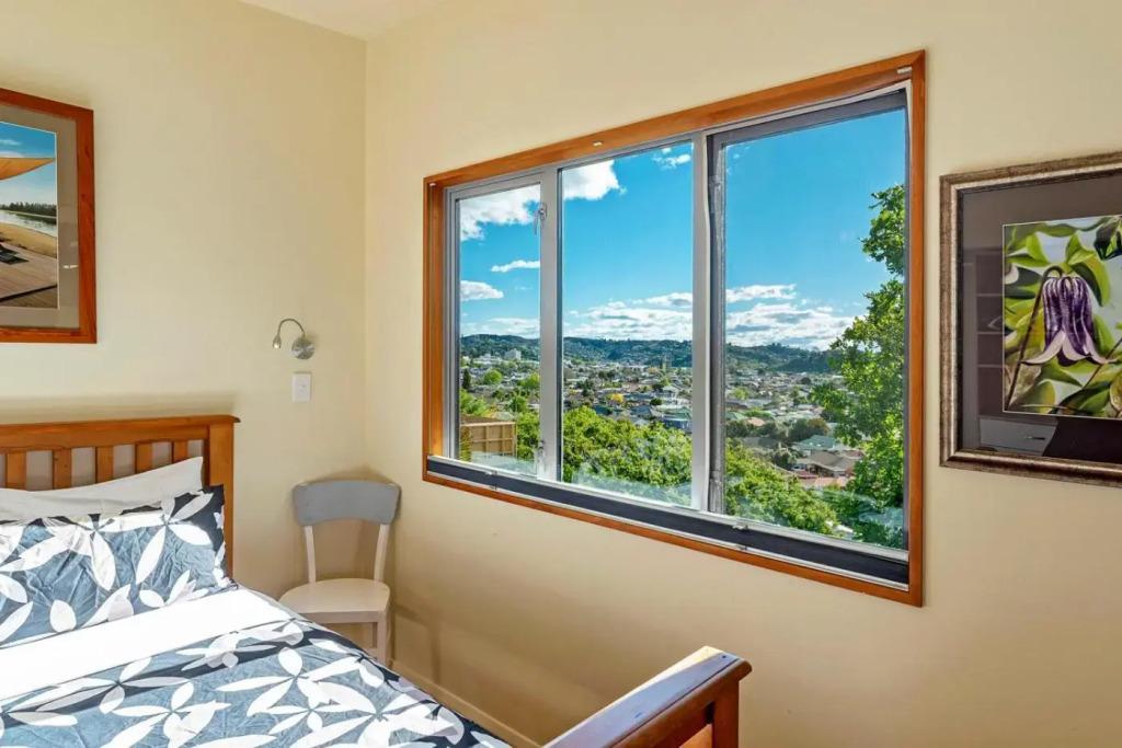 The Nelson's Lookout