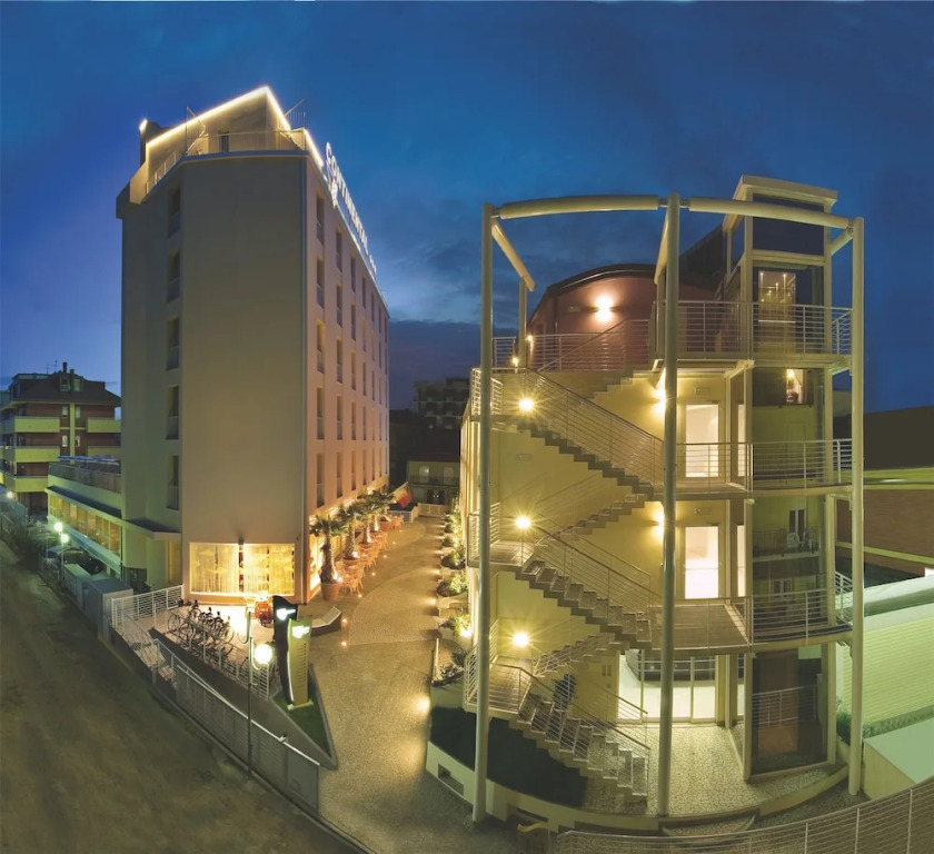 Hotel Continental & Residence