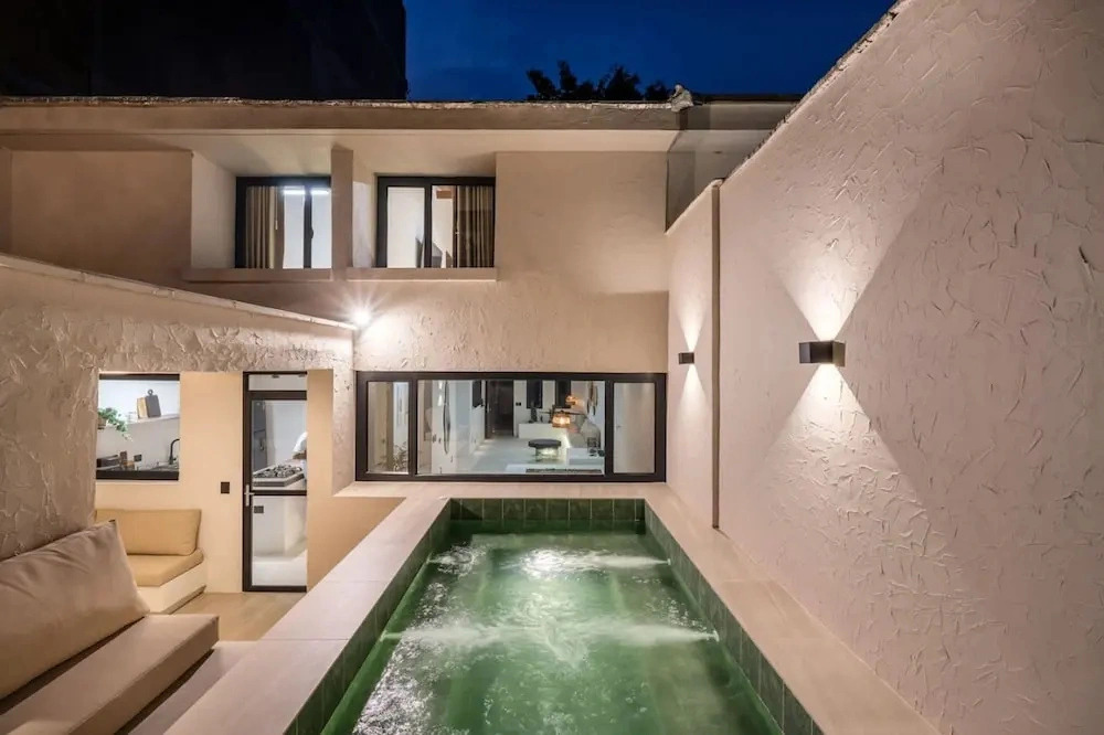 Luxurious 5BR House in Provenza Perfect for Groups