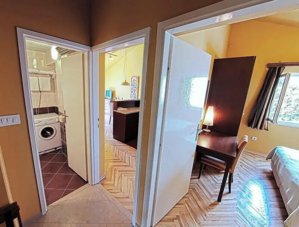 Sipa Apartments