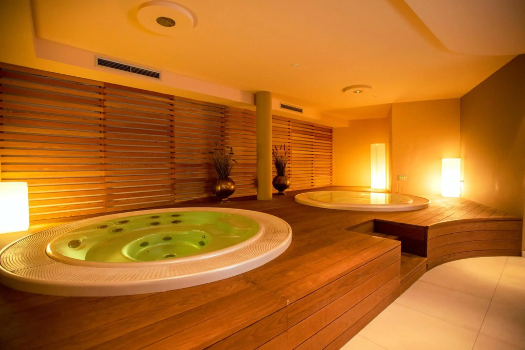 Hotel Chrys