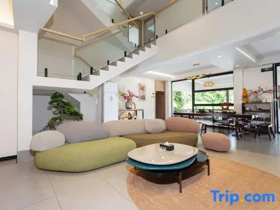 Shili Homestay (Shimei Bay Commercial Street Tourist Road)
