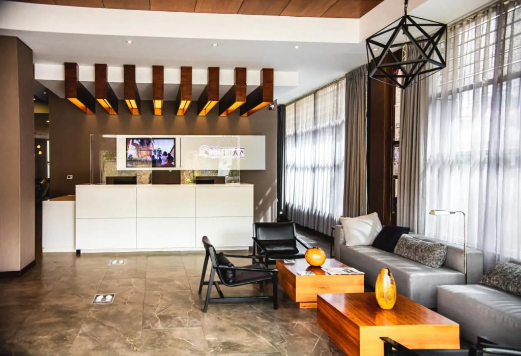 Hotel Rennova