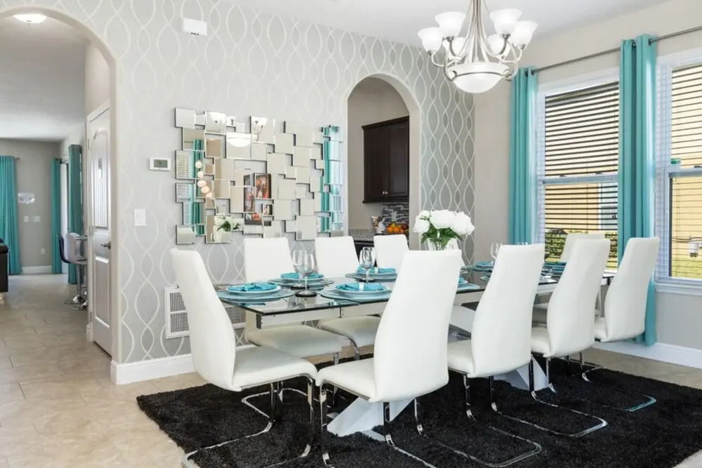 Solterra - 4103 Oaktree Drive