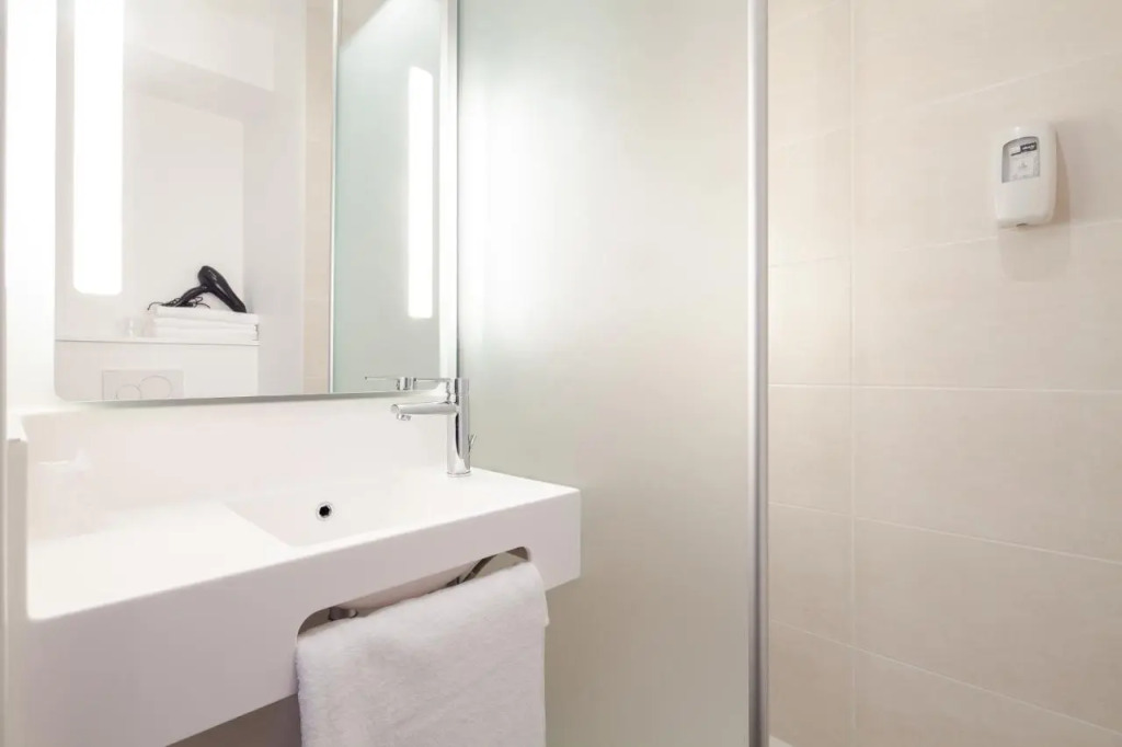 B&B HOTEL Igny Palaiseau