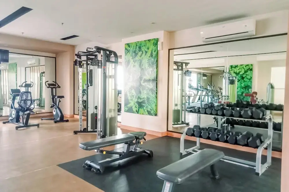 2Br Apartment Near Jakarta Kota Station At Lucky Tower Residence