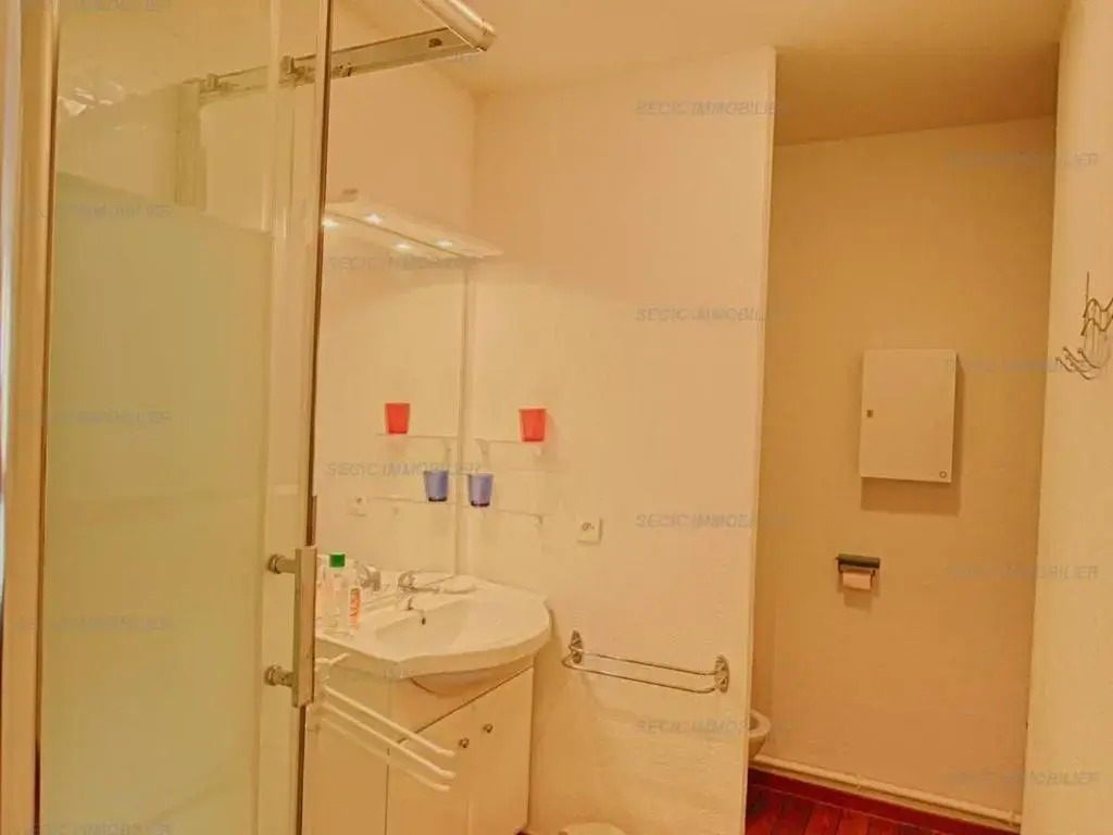 Appartement Ajaccio, 2 pièces, 4 personnes - FR-1-61-488
