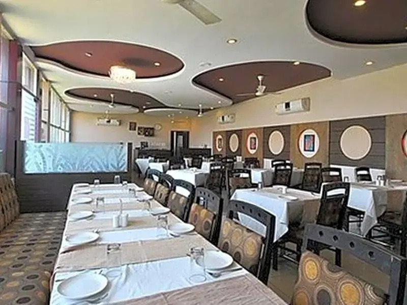 Classic 7 Hotel and Restaurant