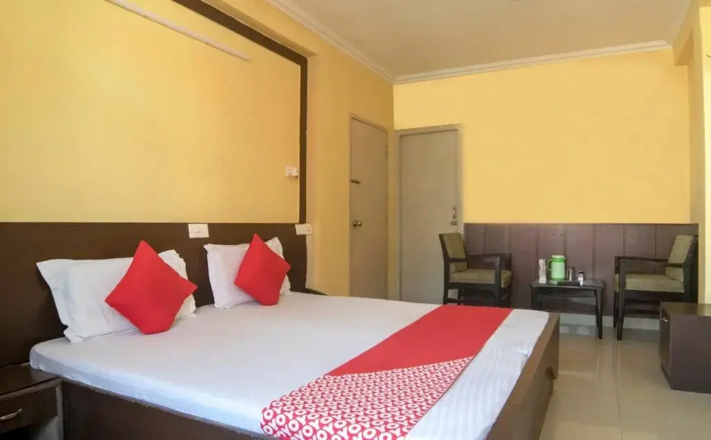 Hotel Comfort Home by OYO