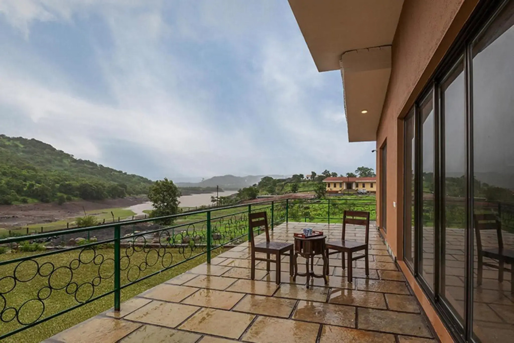 StayVistas Shivom Villa 6 - A Serene Escape with Views of the Valley and Lake