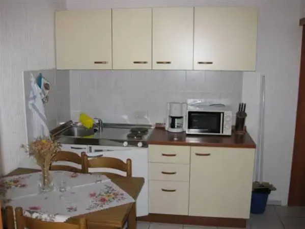 Apartments Zdravko