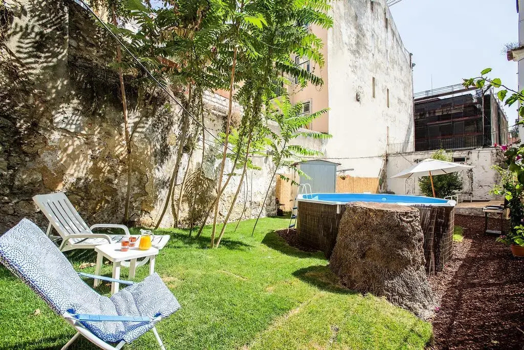 Flores 105 Guesthouse