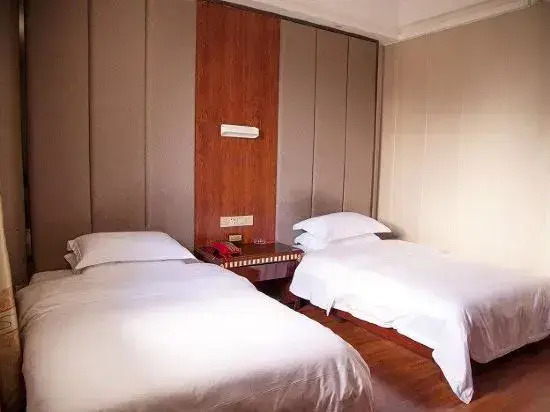 Huayue Hotel