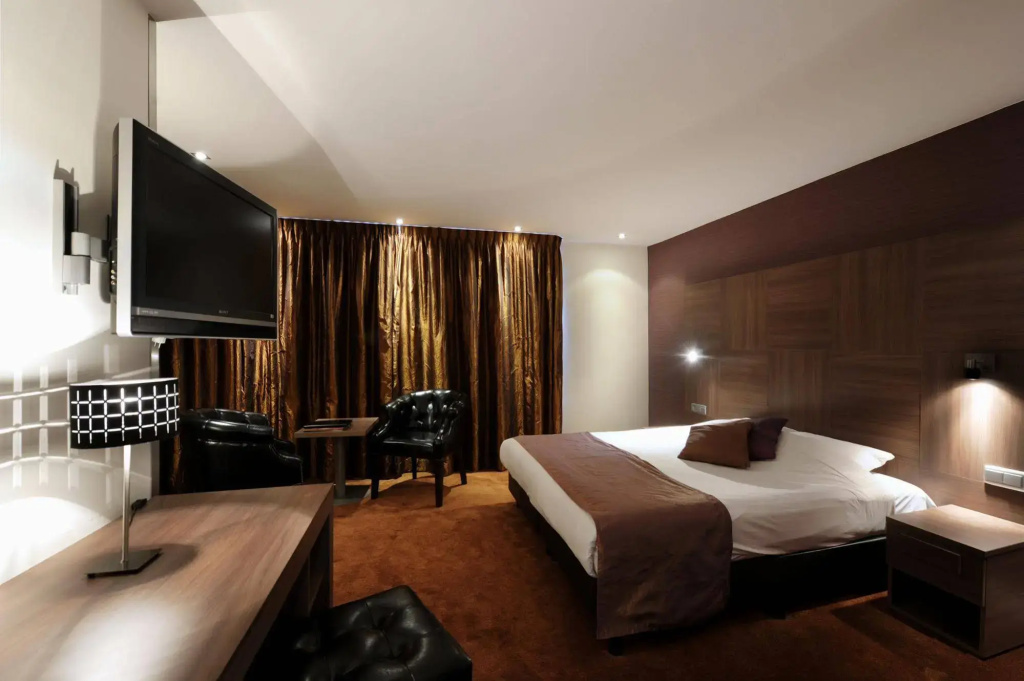 Van der Valk Hotel Hardegarijp - Leeuwarden