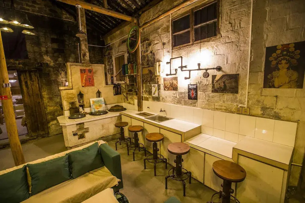 Kunlun Int'l Hostel Bishanyi Branch