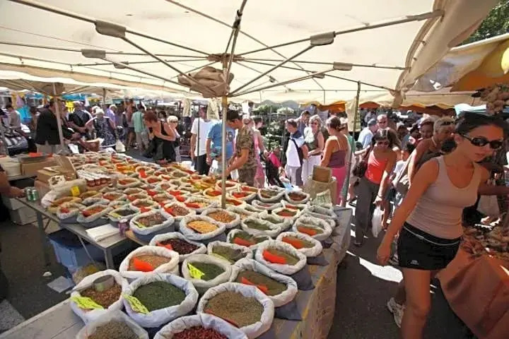 La Javanaise