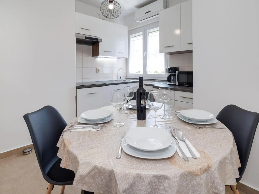 Spacious home with private terrace,200 m distant from the sea