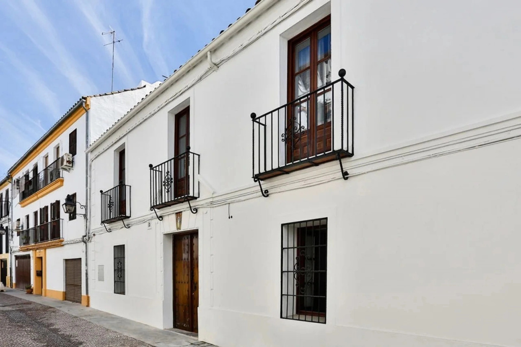 Apartamentos Puerta Sevilla De Cordoba