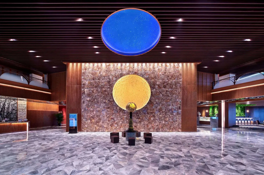 Wyndham Grand Plaza Royale Shuangyue Bay