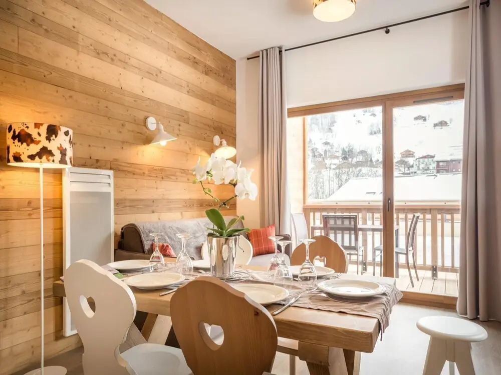 Apartment in Beaufort Near Ski Trails