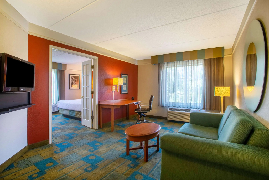 La Quinta by Wyndham Charlotte Airport South