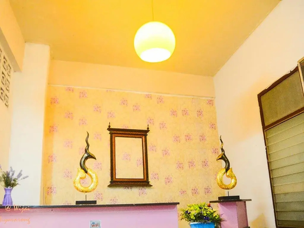Chinawat Hotel