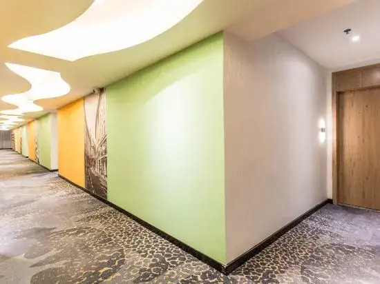 Princess Smart Hotel (Liuzhou Wuxing Pedestrian Street)
