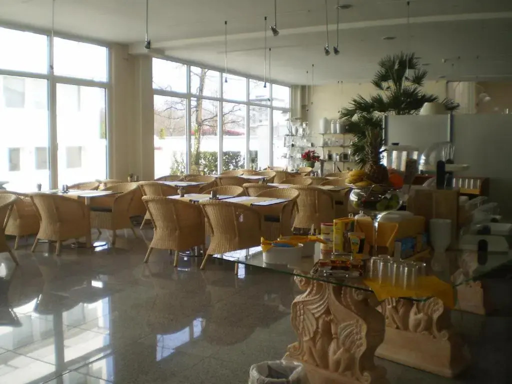 Lindemann Hotel