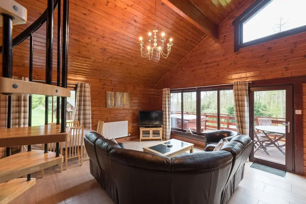 Lady Galloway Lodge 28 with Hot Tub, Newton Stewart