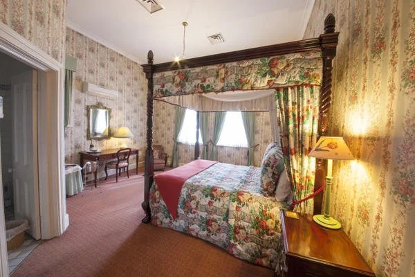 The Old George & Dragon Guesthouse