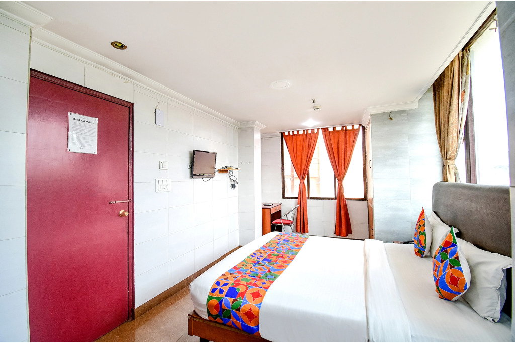 FabHotel Raj Darbar - Nr Kolkata Airport