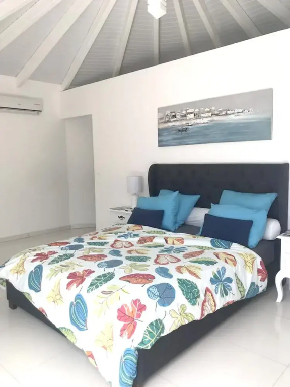 Villa With 2 Bedrooms in Le Moule, With Wonderful sea View, Private Pool, Enclosed Garden