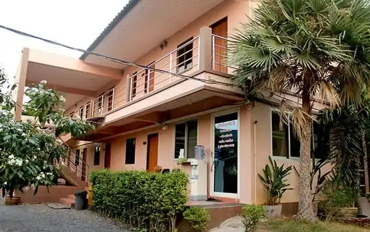 Bann Chompu Resort